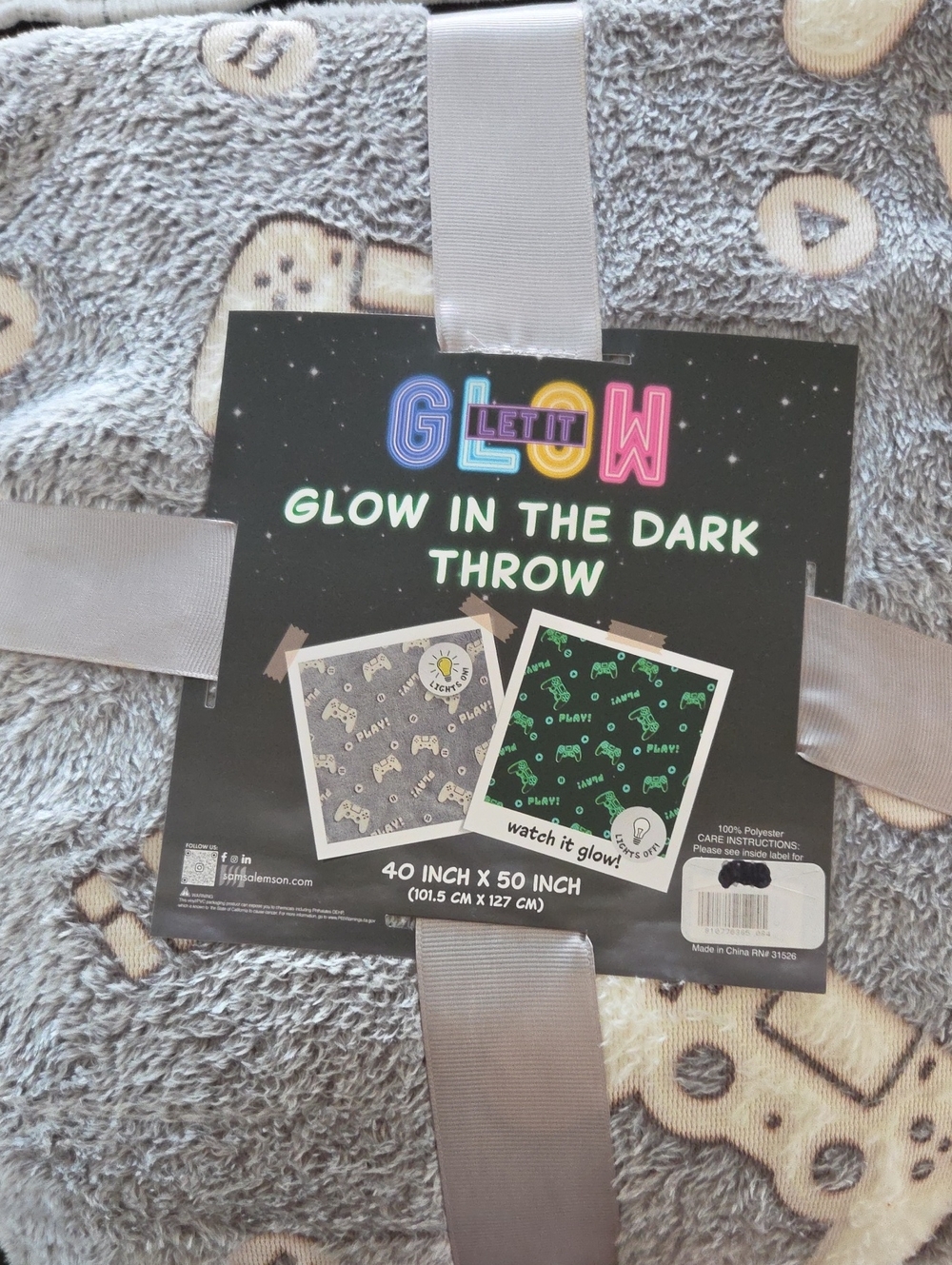 New Kids Glow In The Dark Gamer Throw Blanket